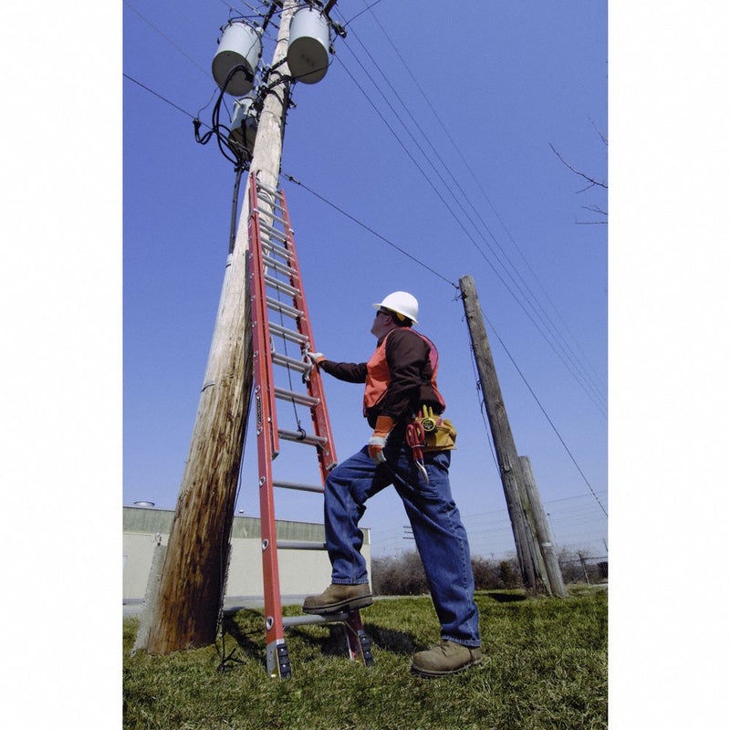 16 ft Fiberglass Extension Ladder, 300 lb Load Capacity