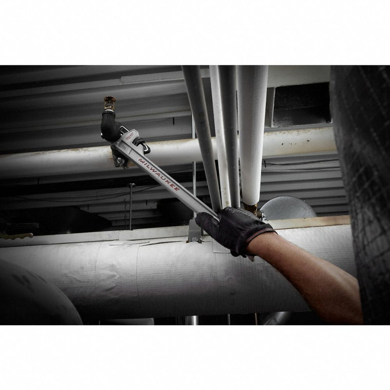 MILWAUKEE 10L Aluminum Pipe Wrench w/POWERLENGTH Handle