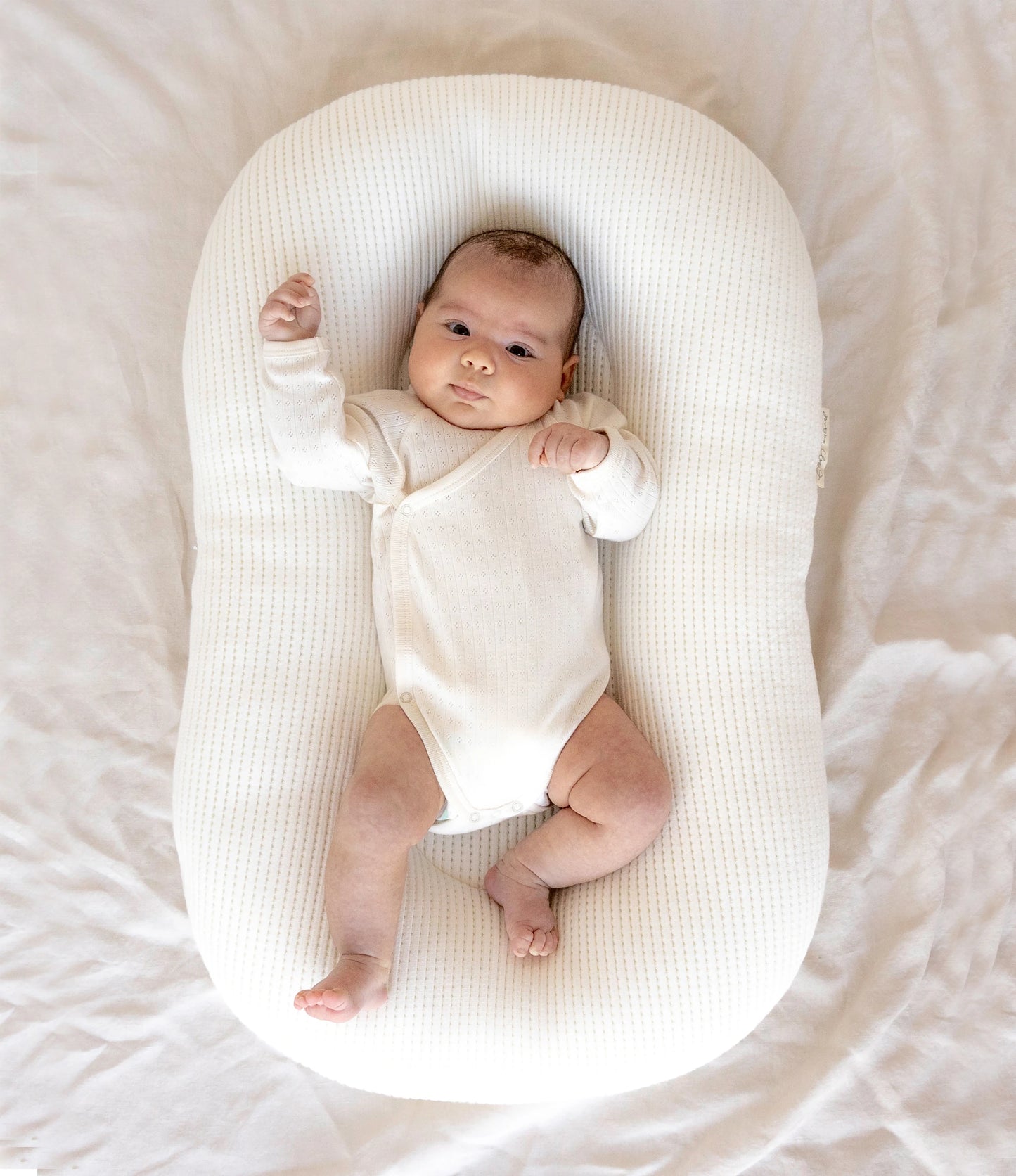 Bubba Cloud Baby Lounger Airluxe Coconut Ice Linen